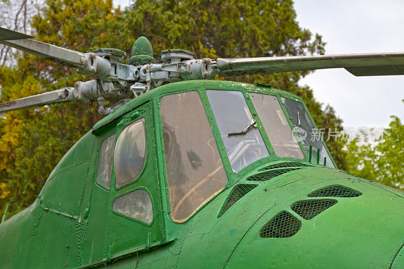 保加利亚海军使用的老式直升机MI - 4M